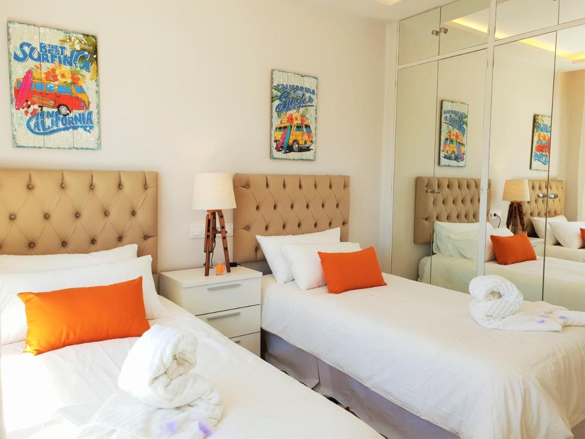 Fantastic Apartment B In Front Of The Sea & Marina Estepona Buitenkant foto